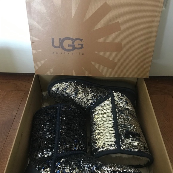UGG classic short sparkles size 6 - Picture 5 of 6